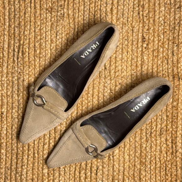 Prada suede kitten heels US 9.5/IT 39.5 - Picture 2 of 6